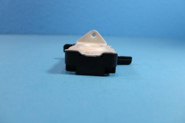 Front hood lock lower part in the frontplate LEFT BMW E36 / Z3