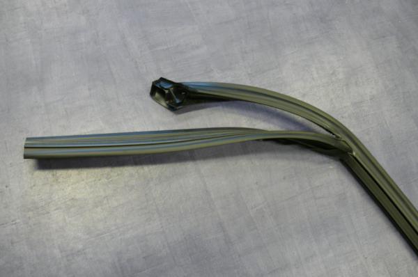Window guide, right front door BMW 3er E90/E91 Sedan/Touring