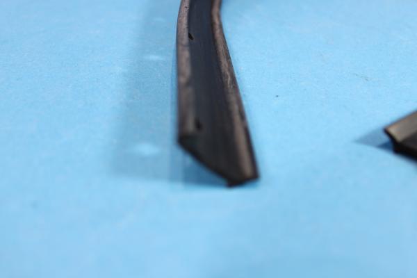 Rubber seal Side window fixed LEFT BMW E9 / NK