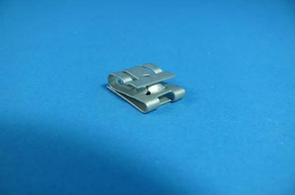 Sheet metal nut ST4.8 BMW 1er 3er 5er 6er 7er 8er X1 X3 X5 X6 Z1 Z3 Z4 MINI