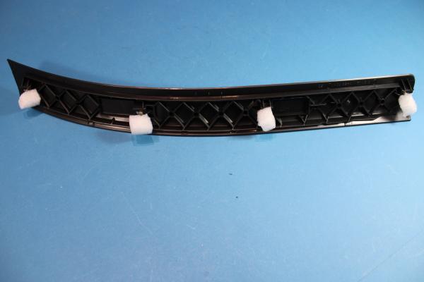 Dekorleiste "GRAPHIT MATT" rechts -über Handschuhfach" BMW 3er E46 Limousine / Touring / Coupé / Cabrio / Compact