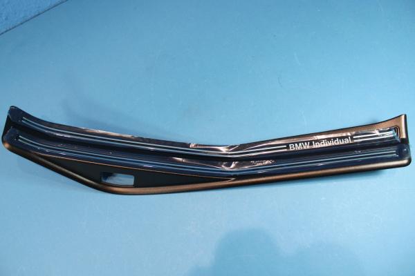 Einstiegsleiste "INDIVIDUAL" hinten rechts BMW 3er E46 Limousine / Touring