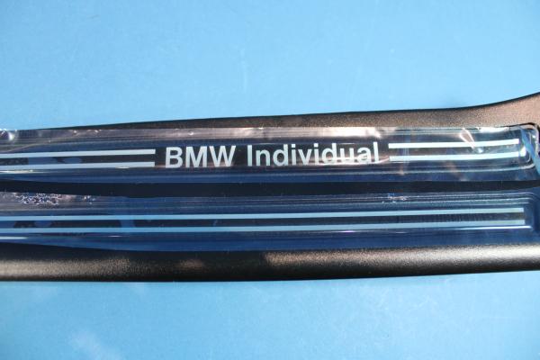 Einstiegsleiste "INDIVIDUAL" hinten rechts BMW 3er E46 Limousine / Touring