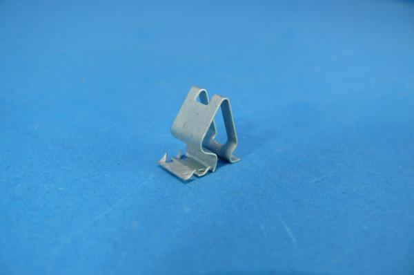 Halteklammer vorne BMW E24 E28 E30 E31 E34 E36