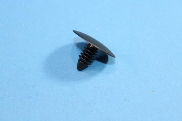 Clip D=6,35mm für BMW E34 E36 E39 E60 E61 E63 E64 E85 E86 E91 F06 F12 F13 Z3 Z4