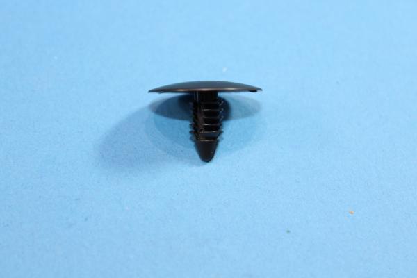 Clip D=6,35mm für BMW E34 E36 E39 E60 E61 E63 E64 E85 E86 E91 F06 F12 F13 Z3 Z4