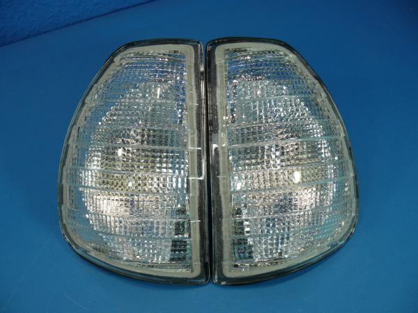 Blinker weiss passend für Mercedes W123 76-85