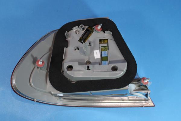 LED Rückleuchten rot/weiß passend für BMW 3er E46 Coupe ab 03/03