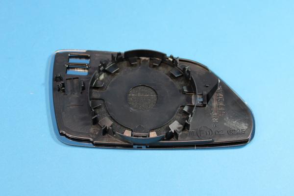 Mirror glass LEFT fit for VW Polo (9N_, 9A_) / VW POLO IV Stufenheck (9A4, 9A2, 9N2, 9A6)
