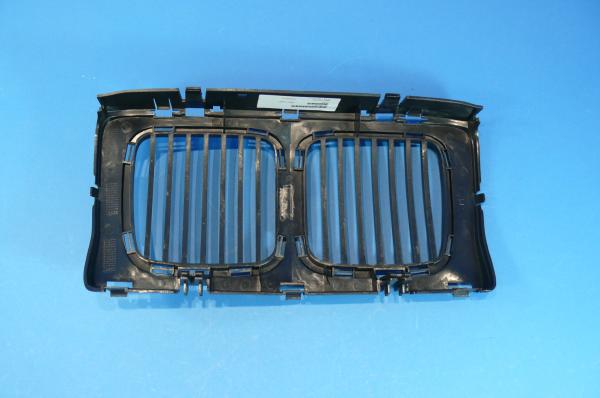 Grill mitte passend für BMW 5er E34 alle bis 8/94 nicht V8
