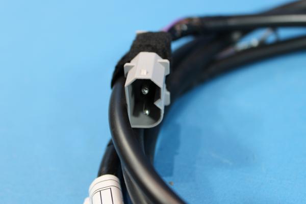 Wiring spraying nozzle headed for BMW 3er E30