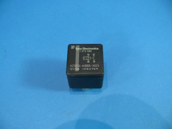 Kleinrelais z.B. Sitzheizung BMW E3 E9 E10 E12 E21 E23 E24 E26 E28 E30 Z1