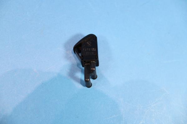 Spying nozzle for windshield cleaning without heating for BMW E32 E34 E36