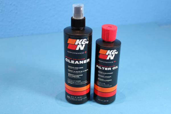 K&N Filter Reinigungsset (355ml Reiniger + 237ml Filteröl Pumpflasche)