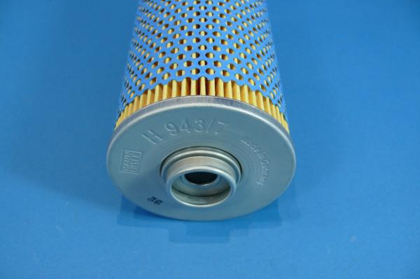 MANN & HUMMEL Ölfilter passend für ALPINA B8 B10 B12, BMW E34 E32 E38 V8 Modelle