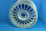 ALPINA Wheel  9 x 17“ LM-Felge 9 x 17“ with valve outside